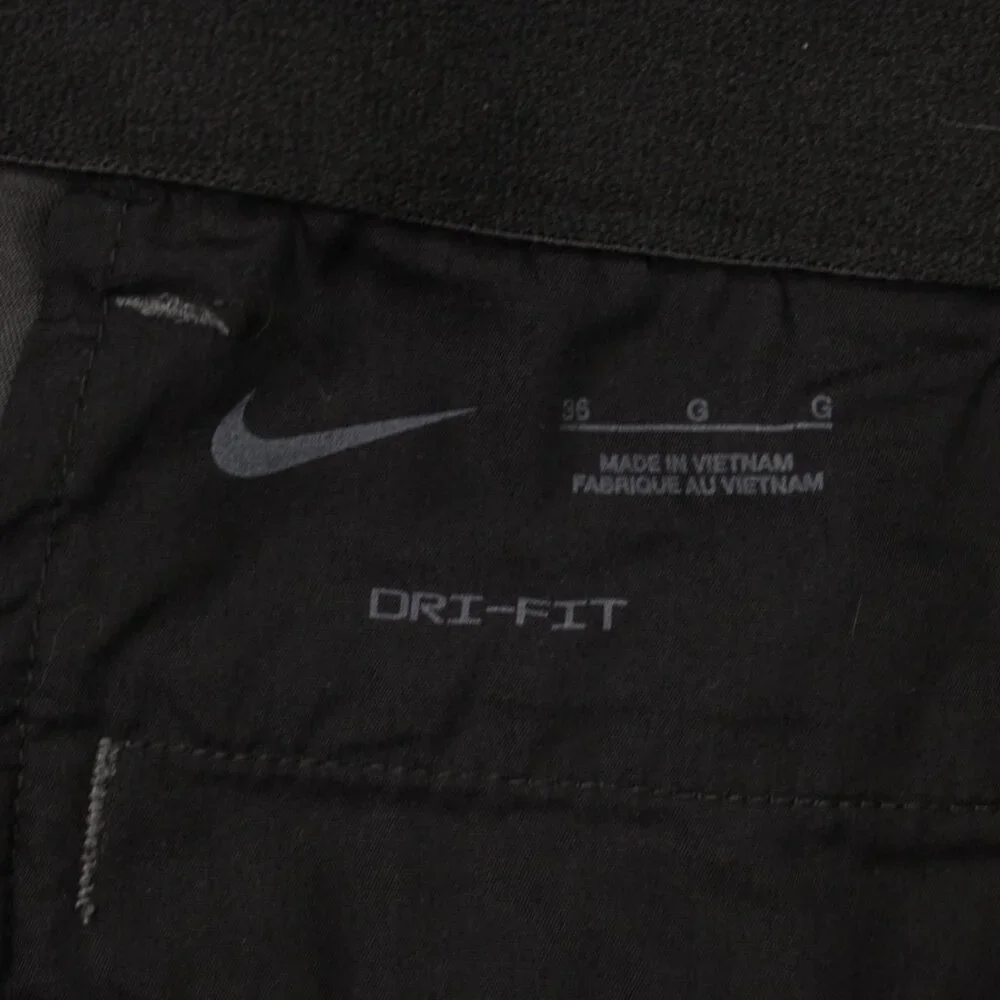 Nike Shorts Mens 36 Gray UV 8